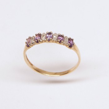 9ct Gold Amethyst/Diamond Ring